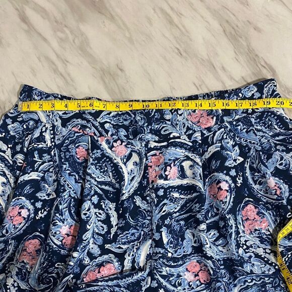 Torrid Navy Pink Paisley Pull-On Flowy Shorts Size 3X - Picture 8 of 12